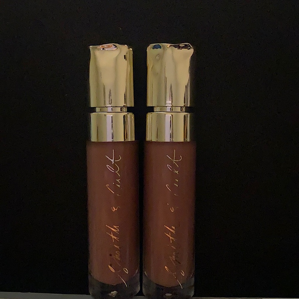 New NOW KISS Smith & Cult Lip Gloss 2 ok bundle